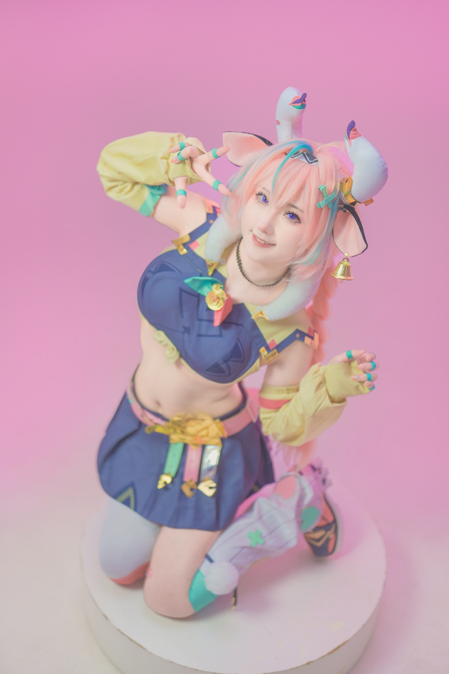 梓猫AzuNyan-舰长图-原神-瓦蕾莎[14P] 小姐姐 预览2图