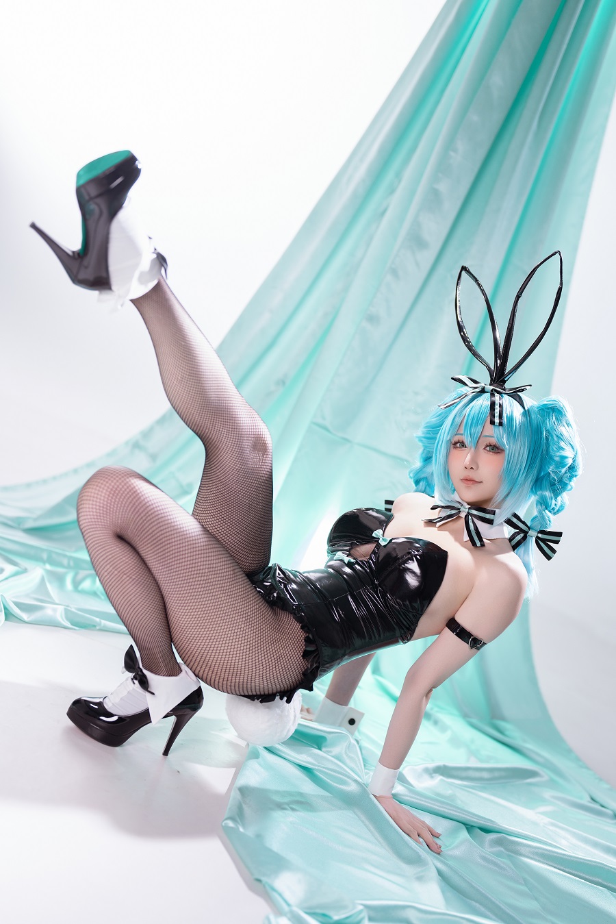 星之迟迟-25年5月计划C-初音未来兔女郎[44P+1V] 小姐姐 预览3图