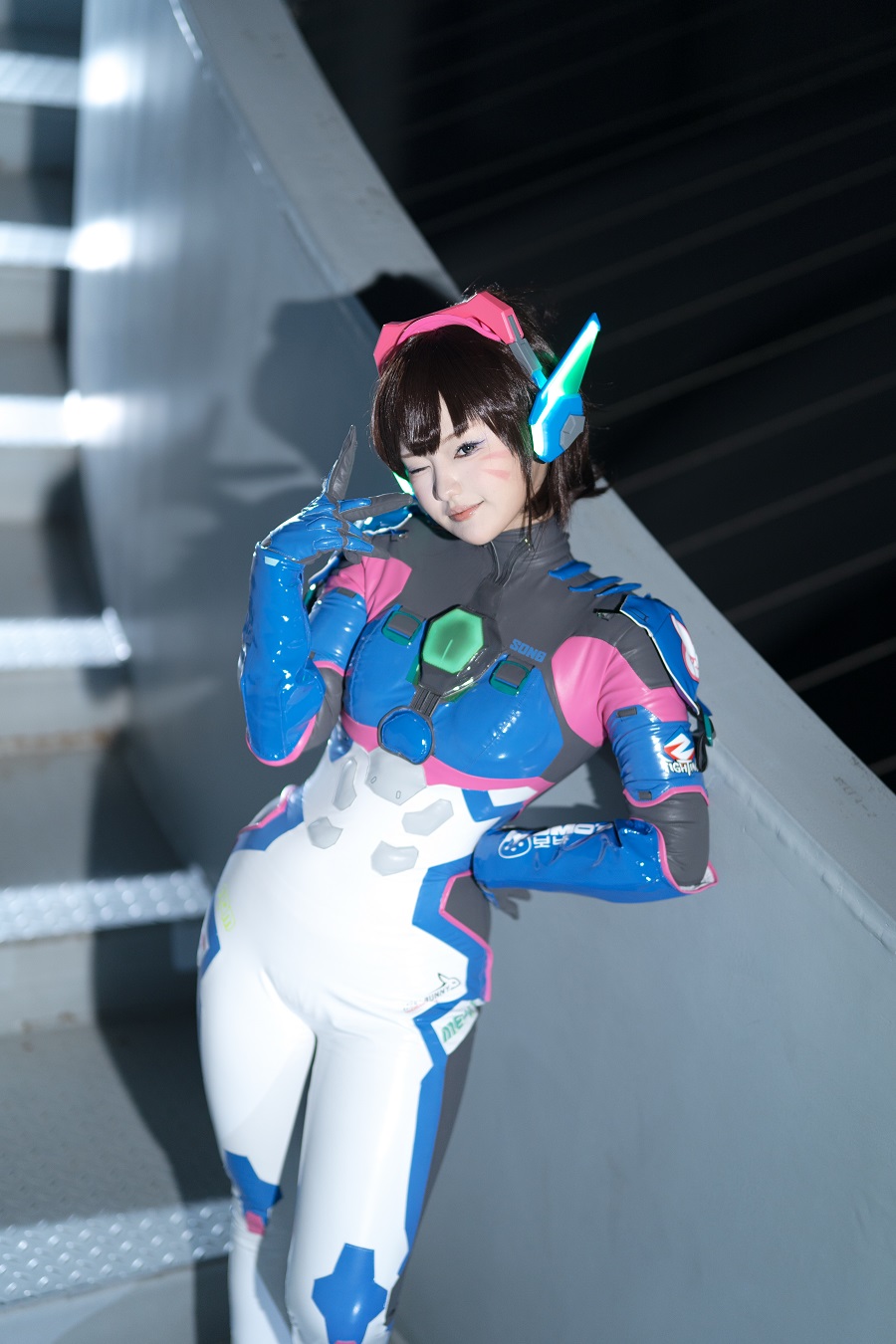 露Mercurius-i-守望先锋2-DV.A[14P] 小姐姐 预览2图