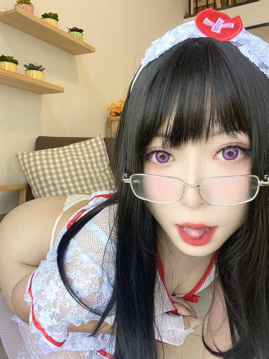 Money冷冷-白网护士套[48P+2V] 小姐姐 预览3图