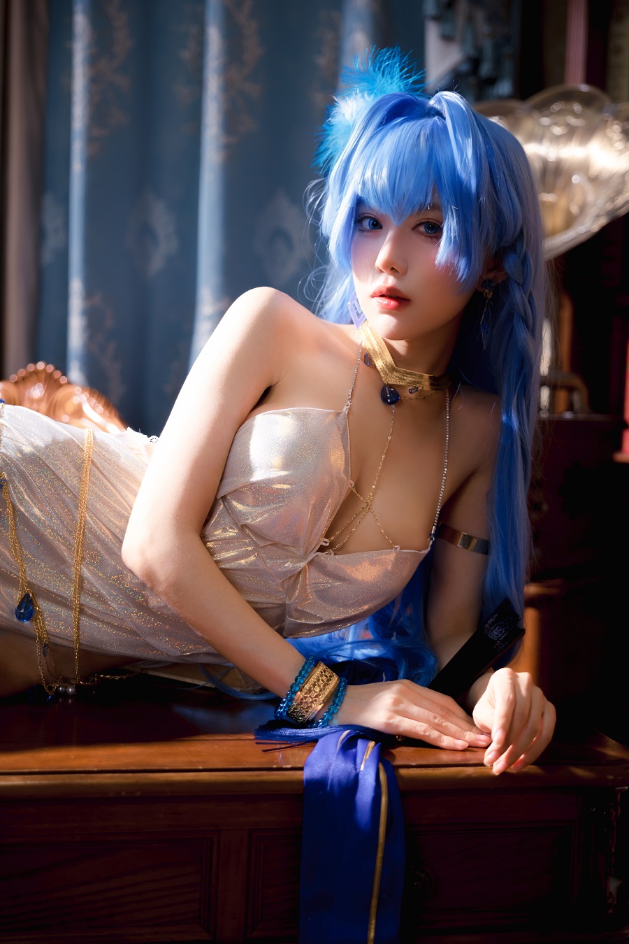 Shika小鹿鹿-Nikke胜利女神-海伦礼服[37P] 小姐姐 预览3图