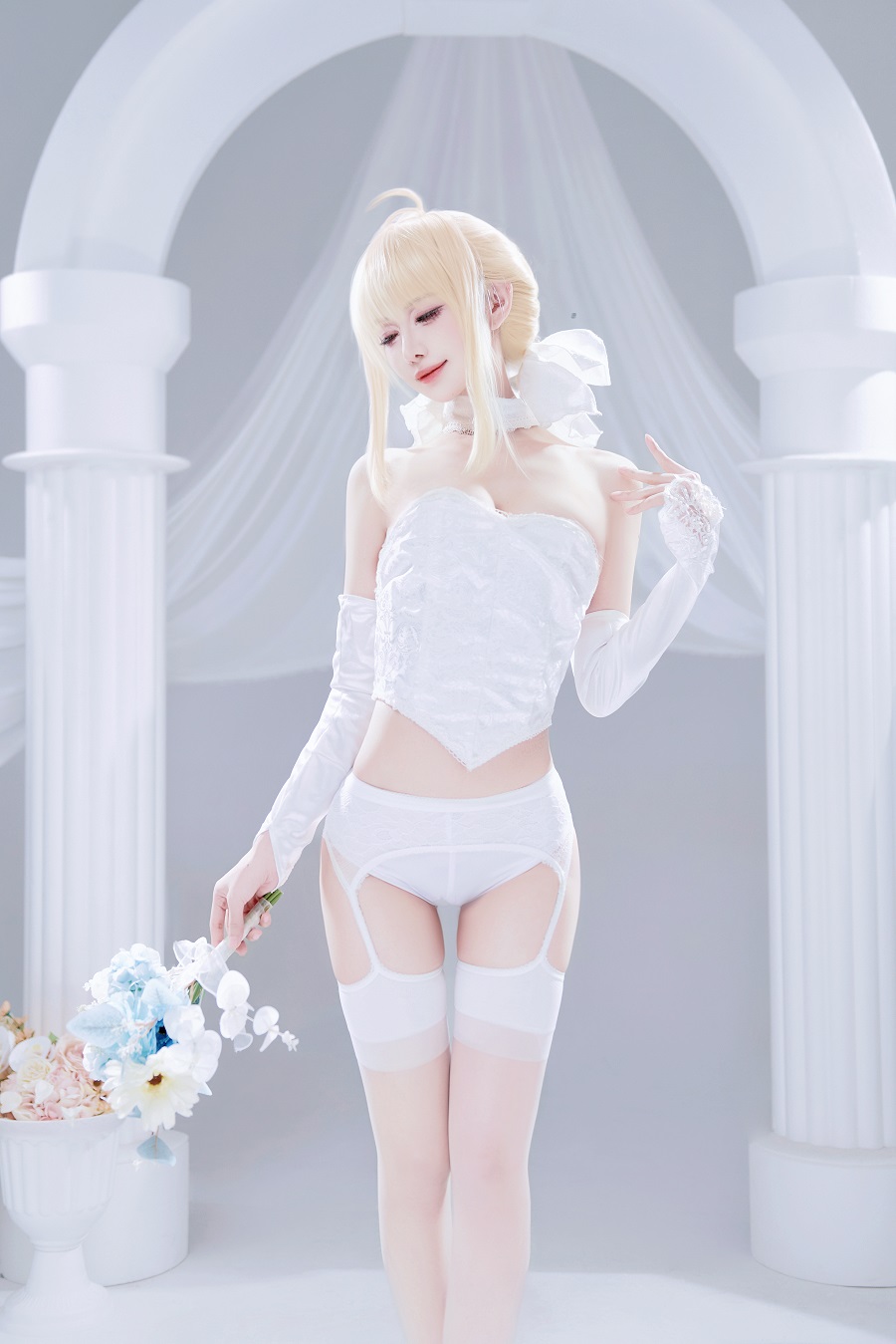Shika小鹿鹿-FGO-Saber花嫁[22P] 小姐姐 预览2图