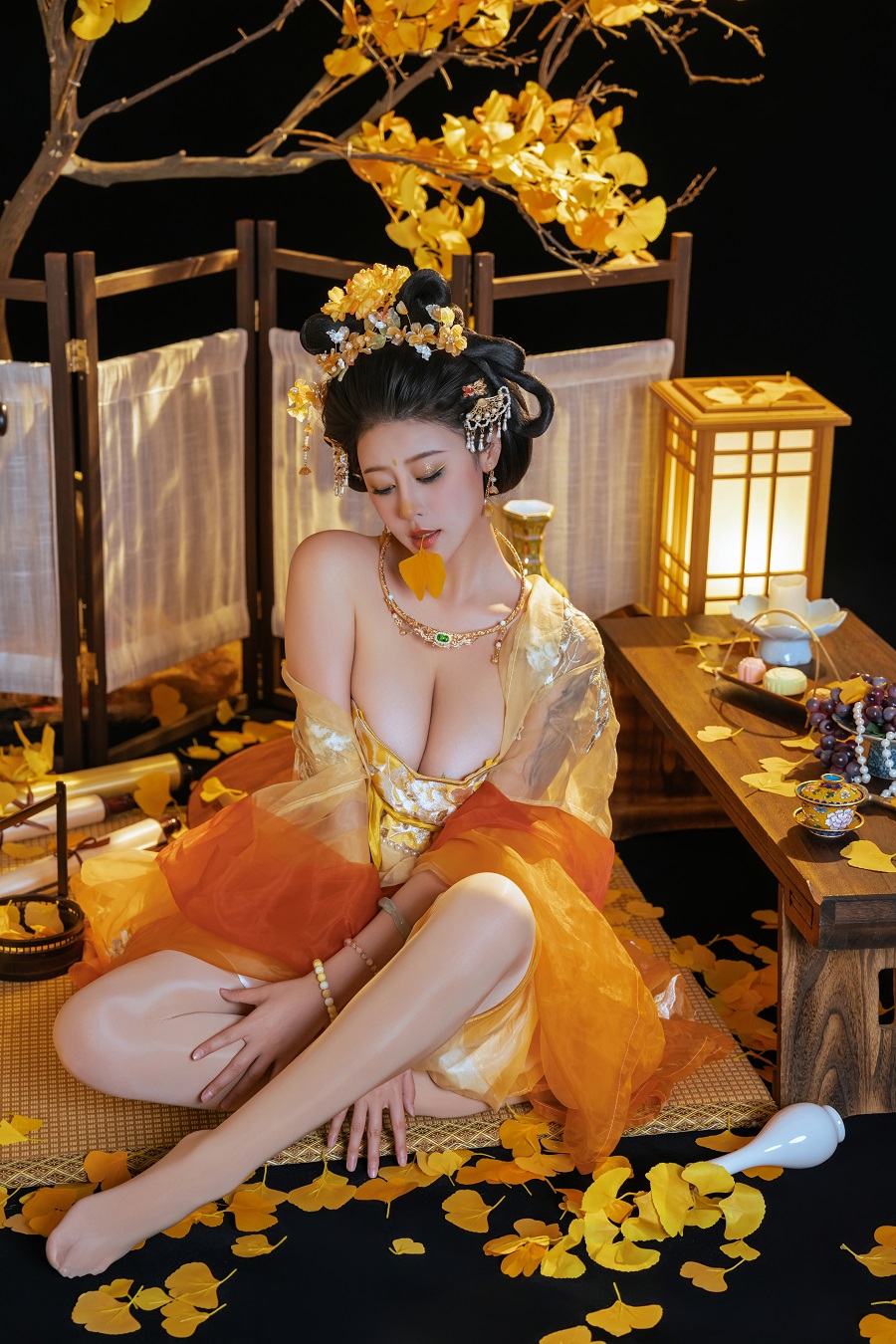 奈汐酱nice-金笺寄月[90P] 小姐姐 预览1图