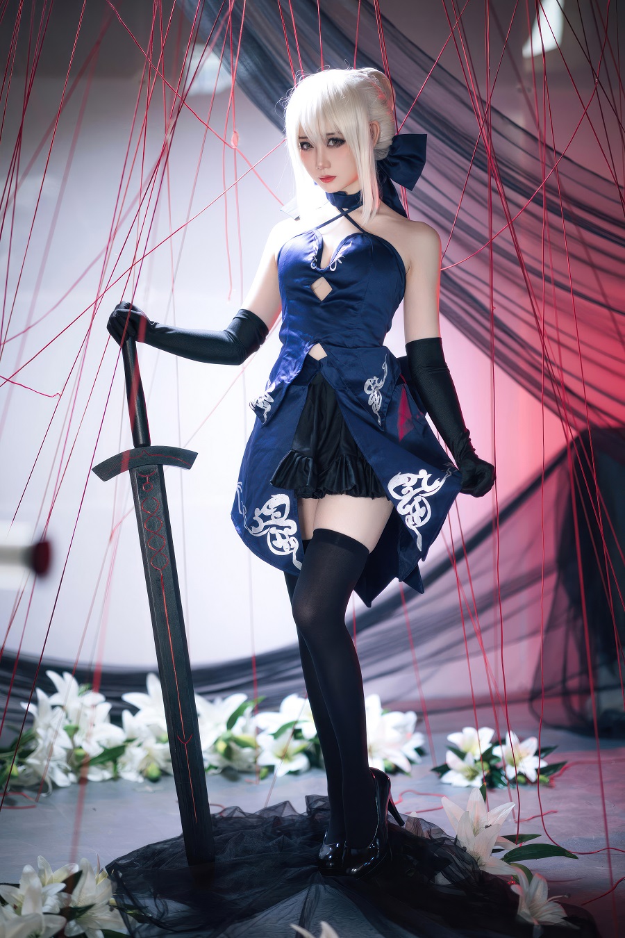 焖焖碳-FGO-黑Saber三破礼服[30P] 小姐姐 预览1图