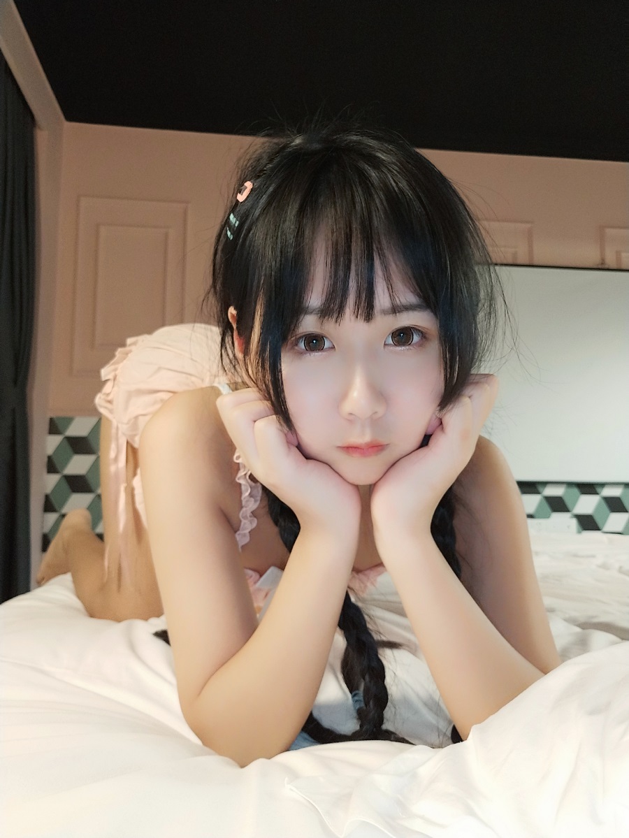 萌芽儿-南瓜睡衣[26P] 小姐姐 预览3图