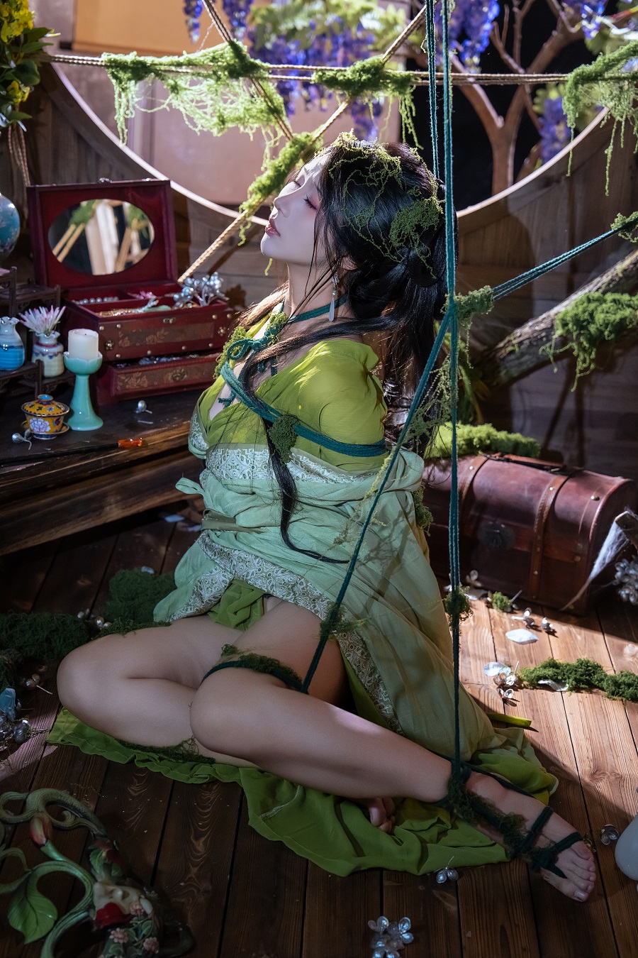 云溪溪-奶桃-苔缚[93P+1V] 小姐姐 预览1图